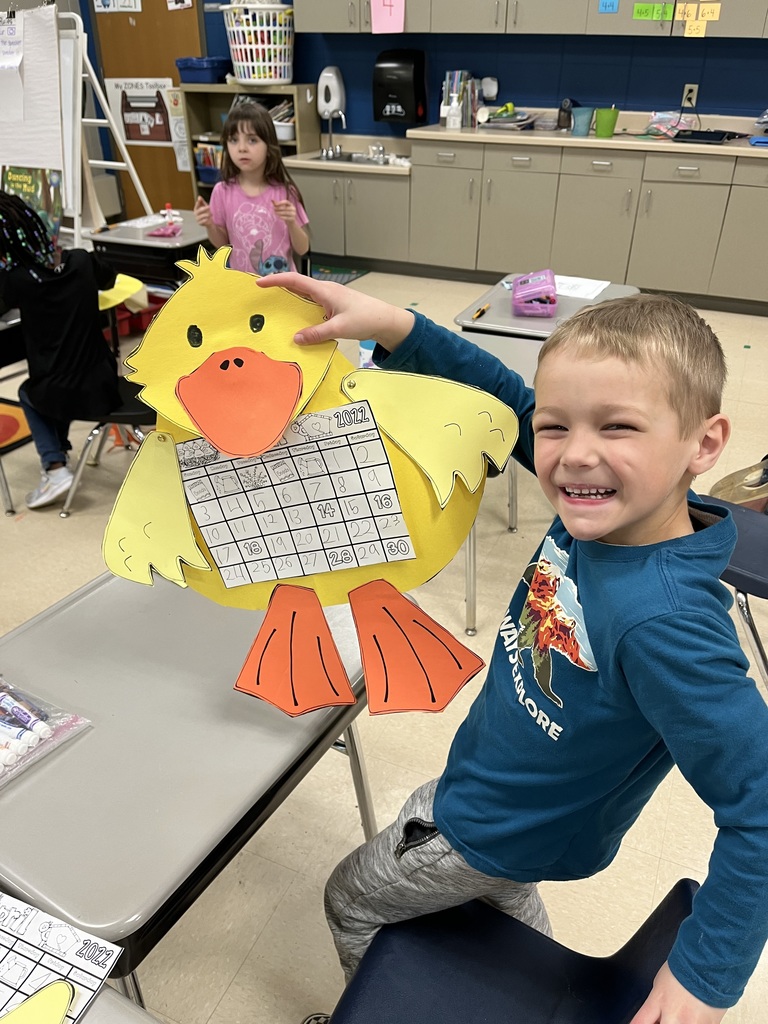 Students making duck calendars