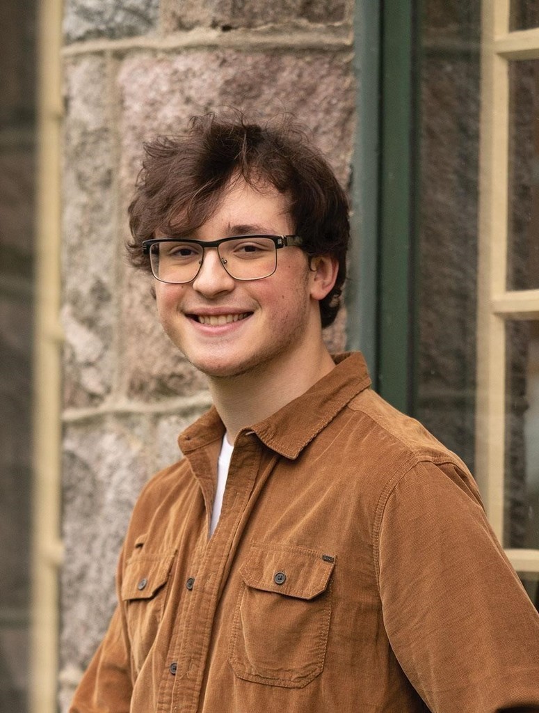 Carter Hesse