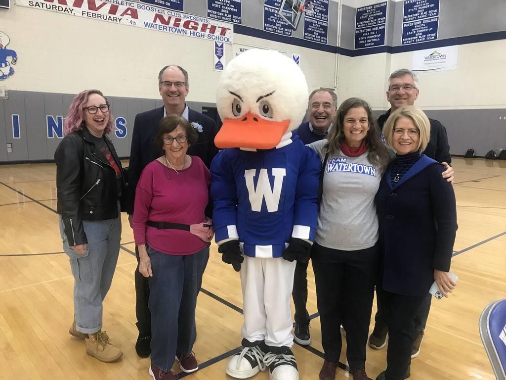 Dr. Eric Rimm, family and Gus the Gosling